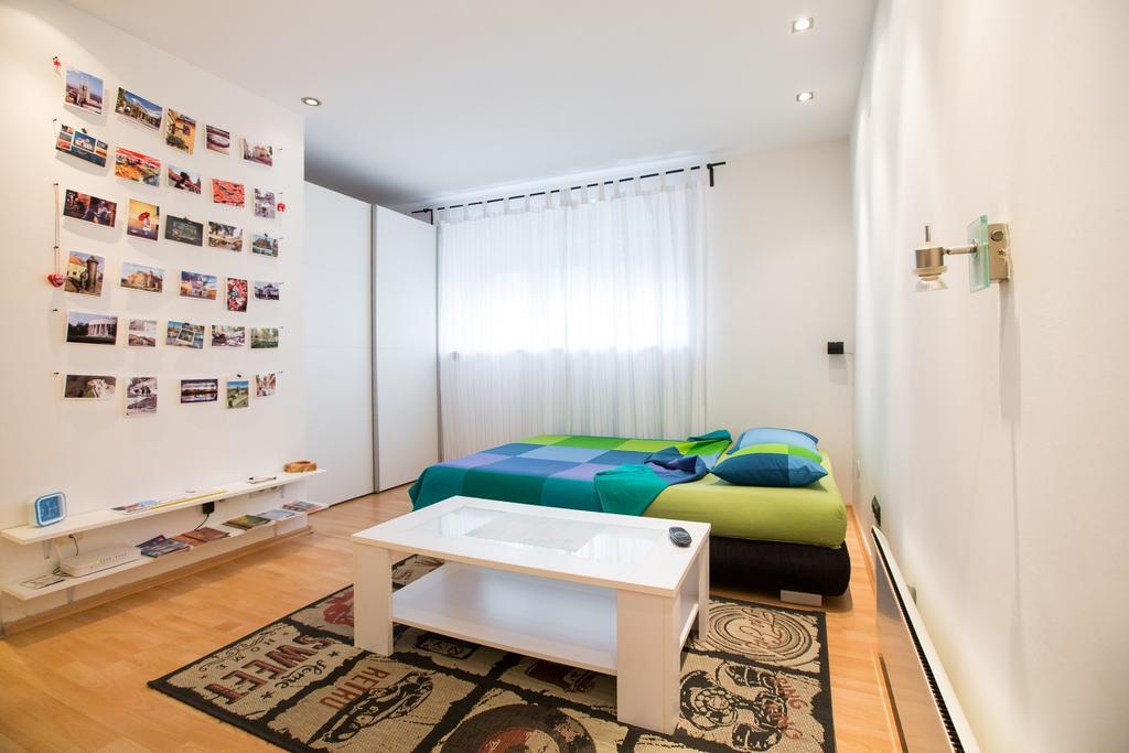 Eazzynight Center Apartment Zagreb Quarto foto
